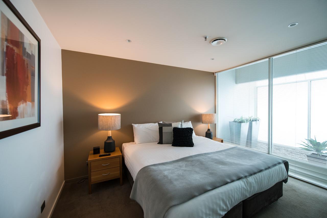 Sullivans Cove Apartments Хобарт Экстерьер фото A bedroom at the hotel